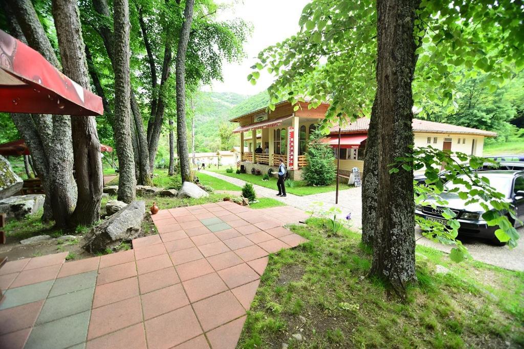 Hotel Valdis Pastra Εξωτερικό φωτογραφία